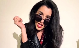 Merciless Foot Goddess With Long Legs Poses In Black Boots
